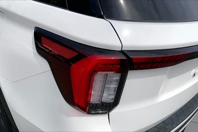 New 2026 Star White Metallic Tri-Coat Ford Tremor® image 24