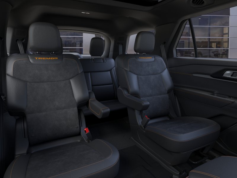 New 2026 Space White Metallic Ford Tremor image 34