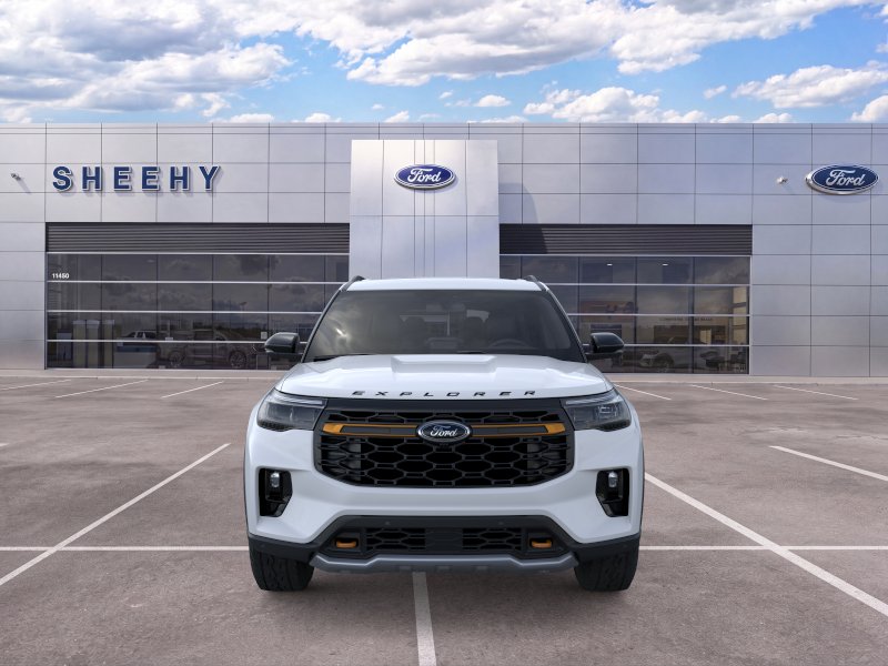 New 2026 Space White Metallic Ford Tremor image 25