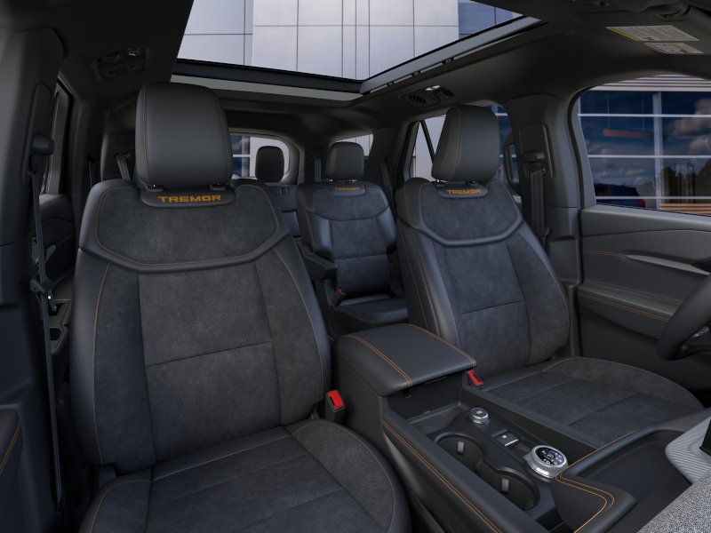 New 2026 Star White Metallic Tri-Coat Ford Tremor® image 31