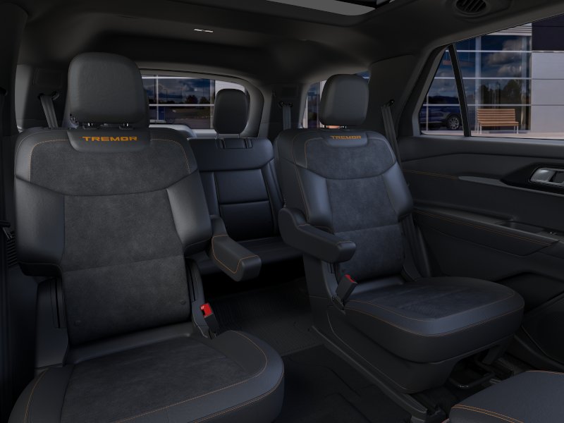 New 2026 Star White Metallic Tri-Coat Ford Tremor® image 32