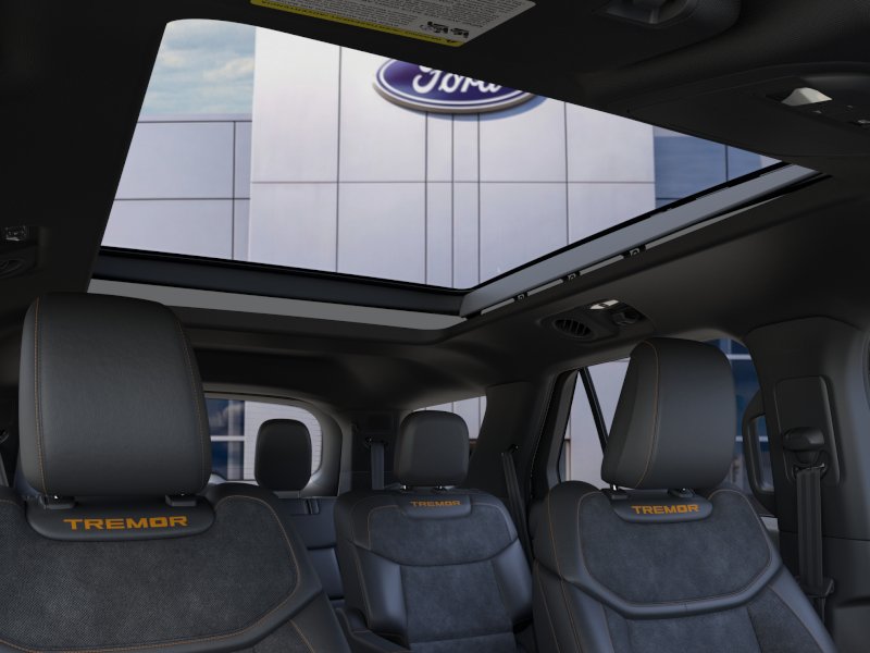 New 2026 Star White Metallic Tri-Coat Ford Tremor® image 43