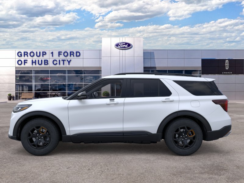 New 2026 Star White Metallic Tri-Coat Ford Tremor® image 24