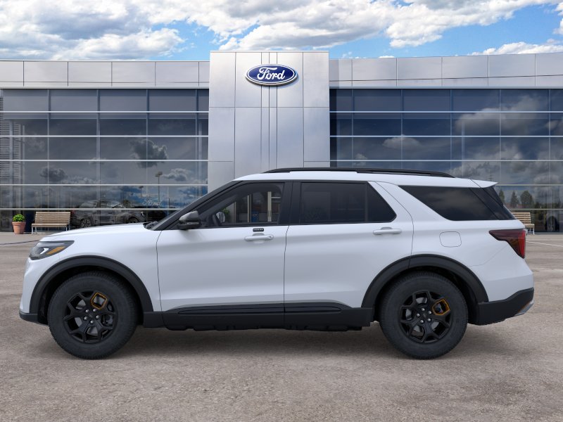 New 2026 Space White Metallic Ford Tremor image 26