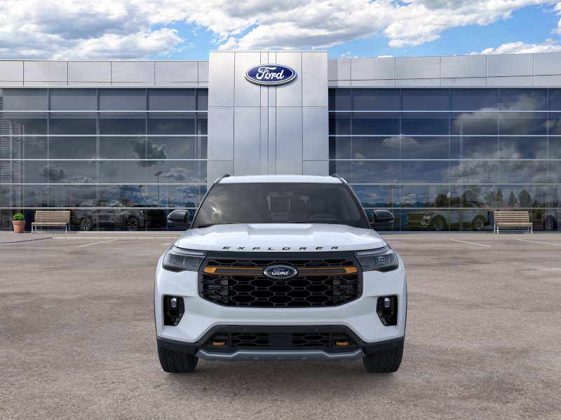 New 2026 Space White Metallic Ford Tremor image 29