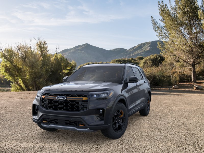 New 2026 Agate Black Metallic Ford Tremor® image 2