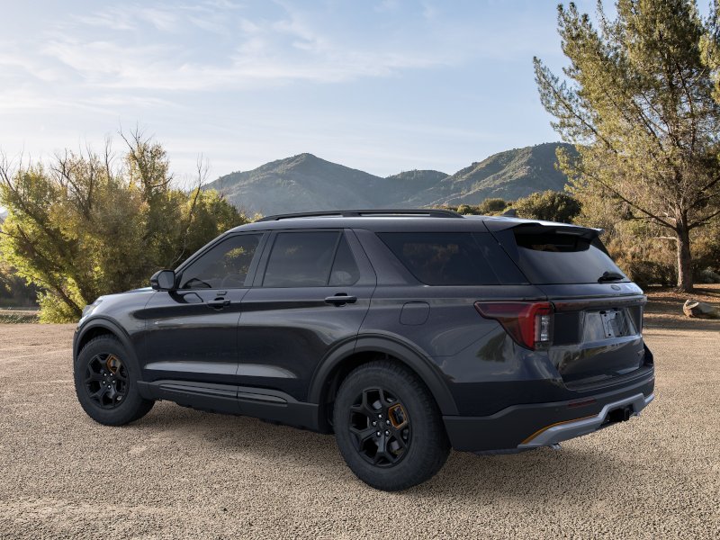 New 2026 Agate Black Metallic Ford Tremor® image 4