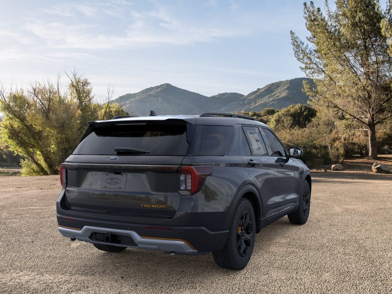 New 2026 Agate Black Metallic Ford Tremor® image 8