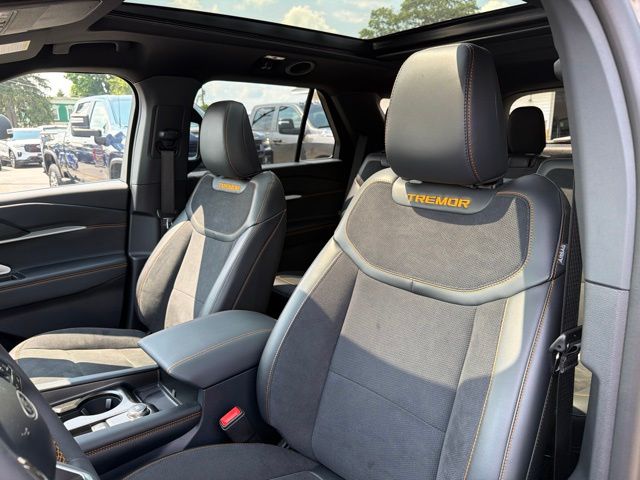 New 2026 Marsh Gray Ford Tremor® image 19