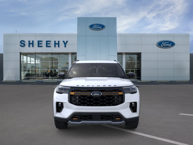 New 2026 Star White Metallic Tri-Coat Ford Tremor image 38
