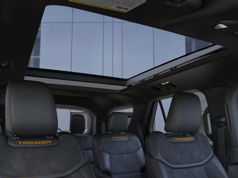 New 2026 Star White Metallic Tri-Coat Ford Tremor® image 44