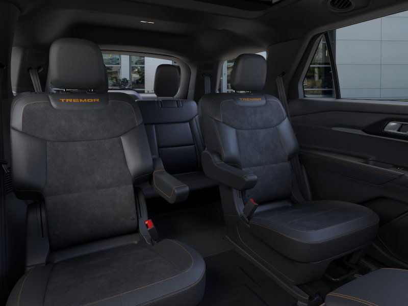New 2026 Carbonized Gray Metallic Ford Tremor image 44