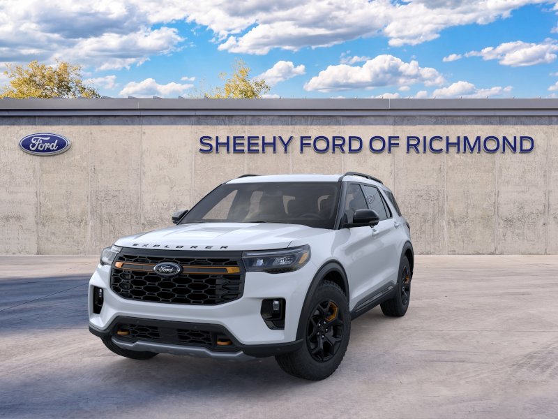 New 2026 Space White Metallic Ford Tremor® image 3