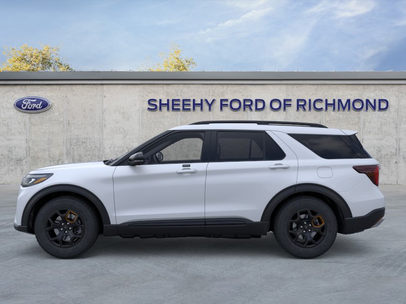 New 2026 Space White Metallic Ford Tremor image 27