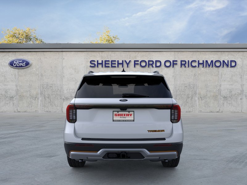 New 2026 Space White Metallic Ford Tremor image 29