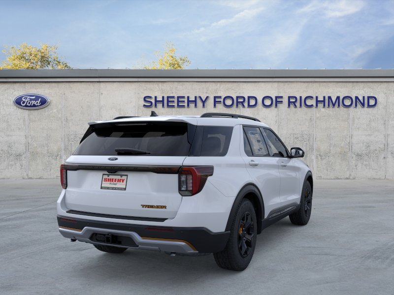 New 2026 Space White Metallic Ford Tremor image 31
