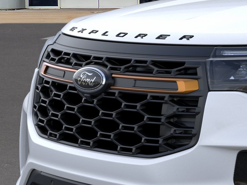 New 2026 Star White Metallic Tri-Coat Ford Tremor® image 17