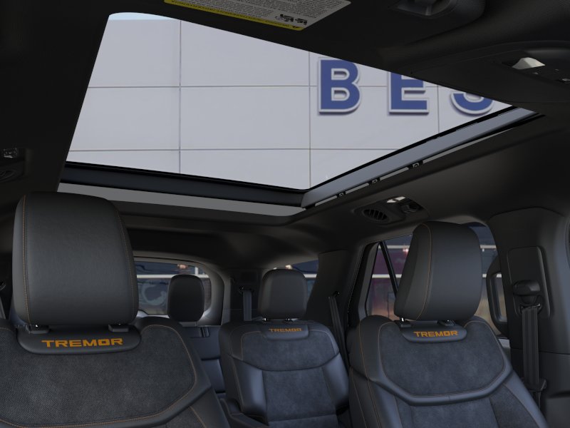 New 2026 Star White Metallic Tri-Coat Ford Tremor® image 22