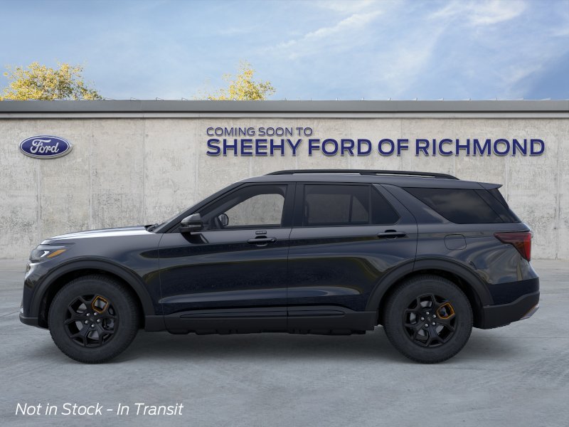 New 2026 Agate Black Metallic Ford Tremor® image 4