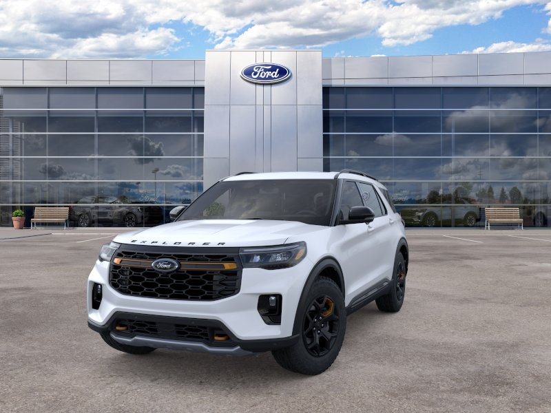 New 2026 Star White Metallic Tri-Coat Ford Tremor image 37