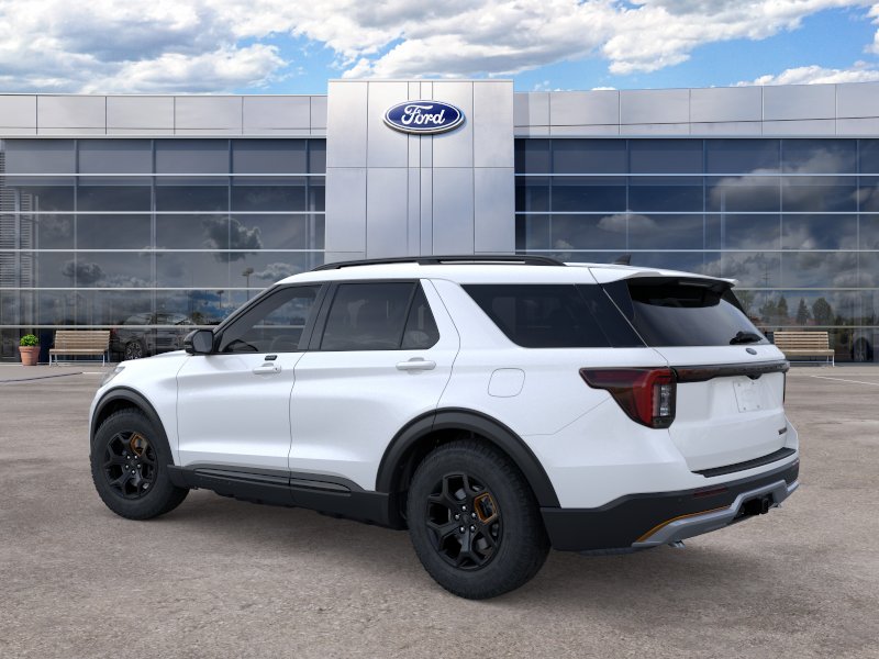New 2026 Star White Metallic Tri-Coat Ford Tremor image 39