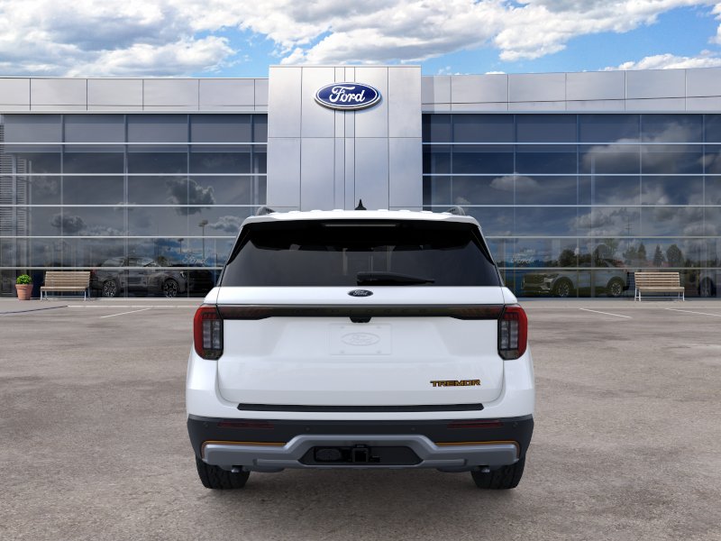 New 2026 Star White Metallic Tri-Coat Ford Tremor image 40