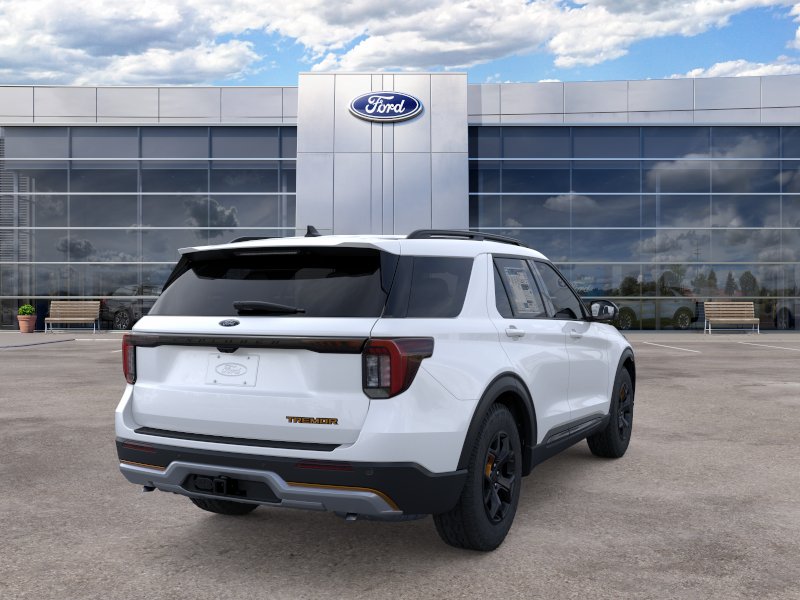 New 2026 Star White Metallic Tri-Coat Ford Tremor image 43