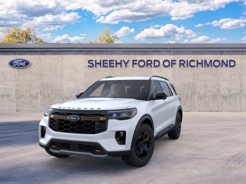 New 2026 Star White Metallic Tri-Coat Ford Tremor® image 3