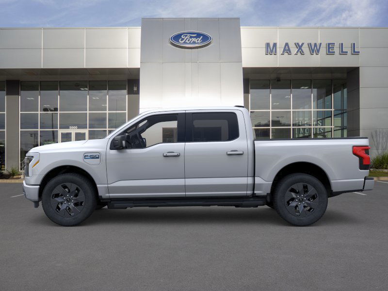 2025 Ford F-150 Lightning Flash - Photo 25
