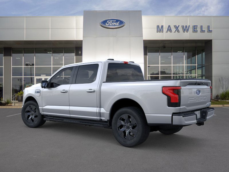 2025 Ford F-150 Lightning Flash - Photo 26