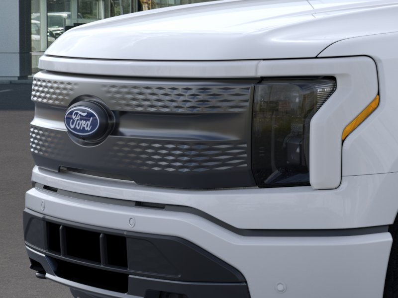 New 2025 Oxford White Ford Flash™ image 17