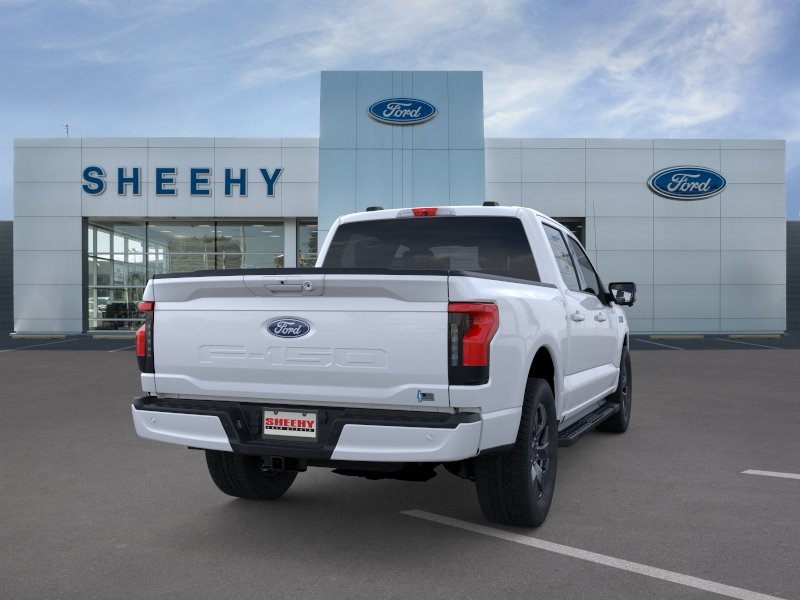2025 Ford F-150 Lightning Flash - Photo 8