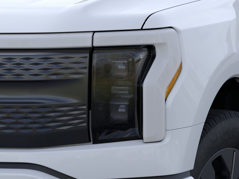2025 Ford F-150 Lightning Flash - Photo 38
