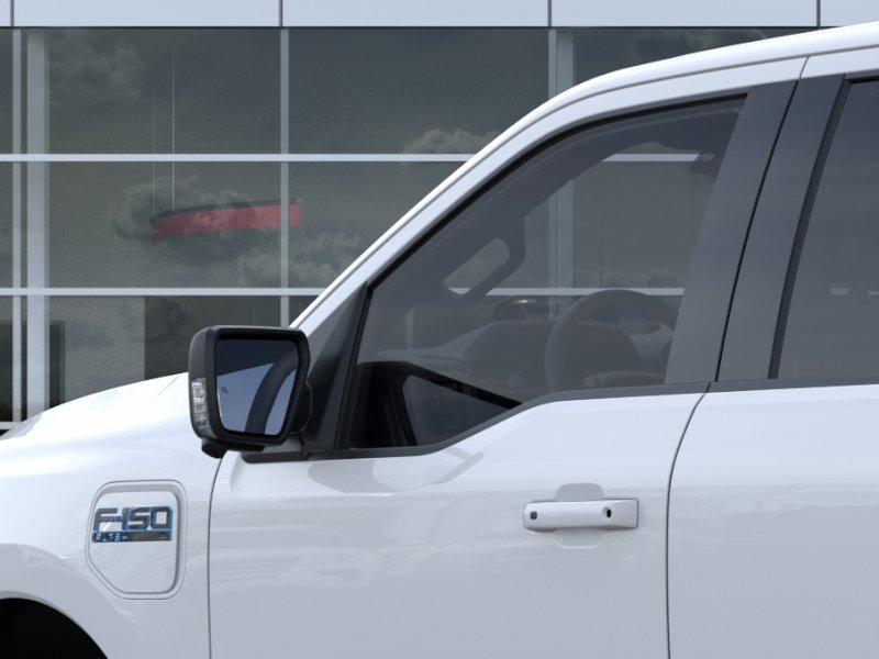 2025 Ford F-150 Lightning Flash - Photo 40