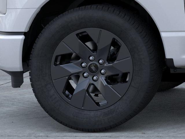 New 2025 Space White Metallic Ford Lariat image 41