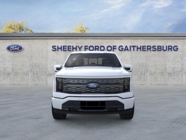 New 2025 Space White Metallic Ford Lariat image 29