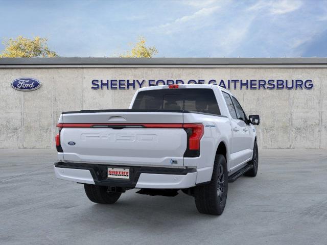 New 2025 Space White Metallic Ford Lariat image 30