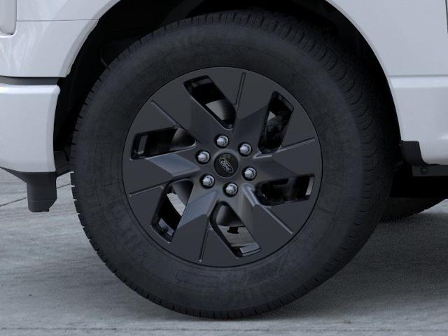 New 2025 Oxford White Ford Lariat® image 19