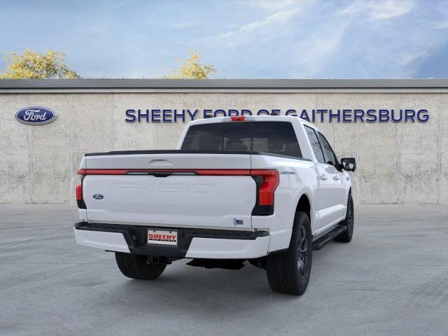 New 2025 Oxford White Ford Lariat® image 8