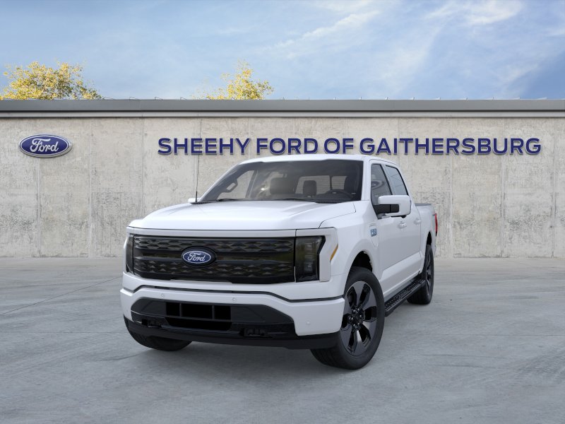 New 2025 Star White Metallic Tri-Coat Ford Platinum image 25