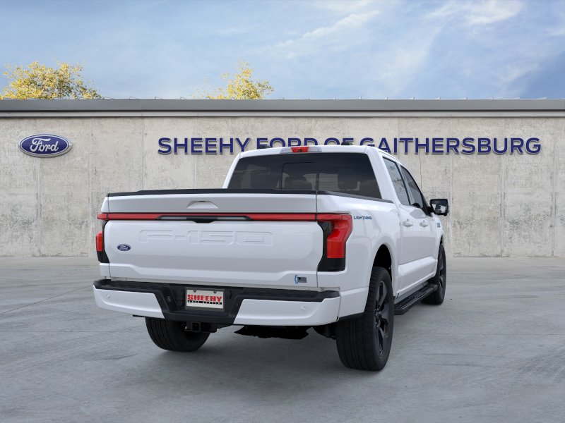 New 2025 Star White Metallic Tri-Coat Ford Platinum image 30