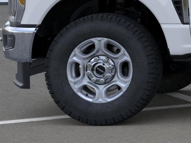 New 2026 Oxford White Ford XLT image 41