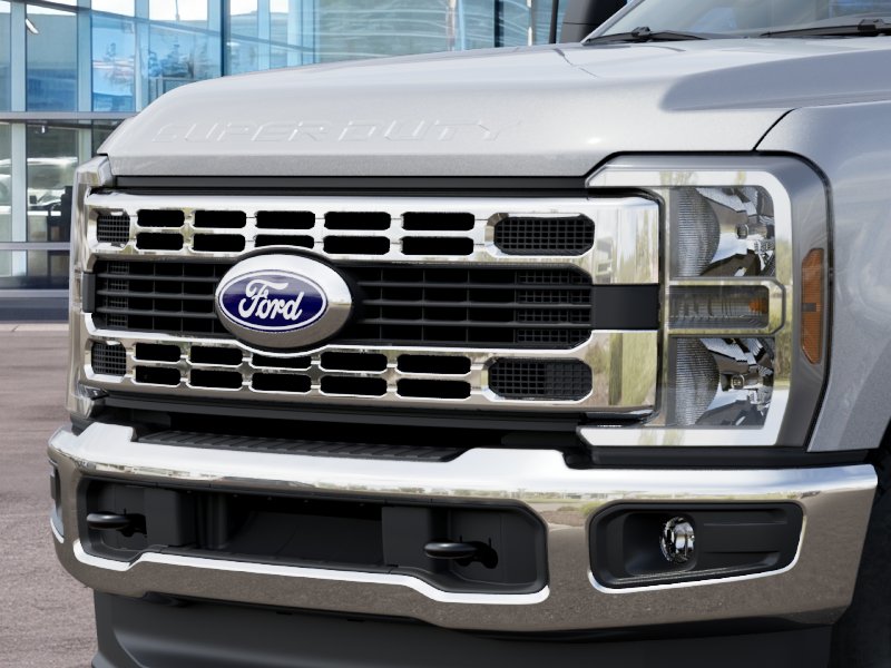 New 2027 Iconic Silver Metallic Ford XLT image 52