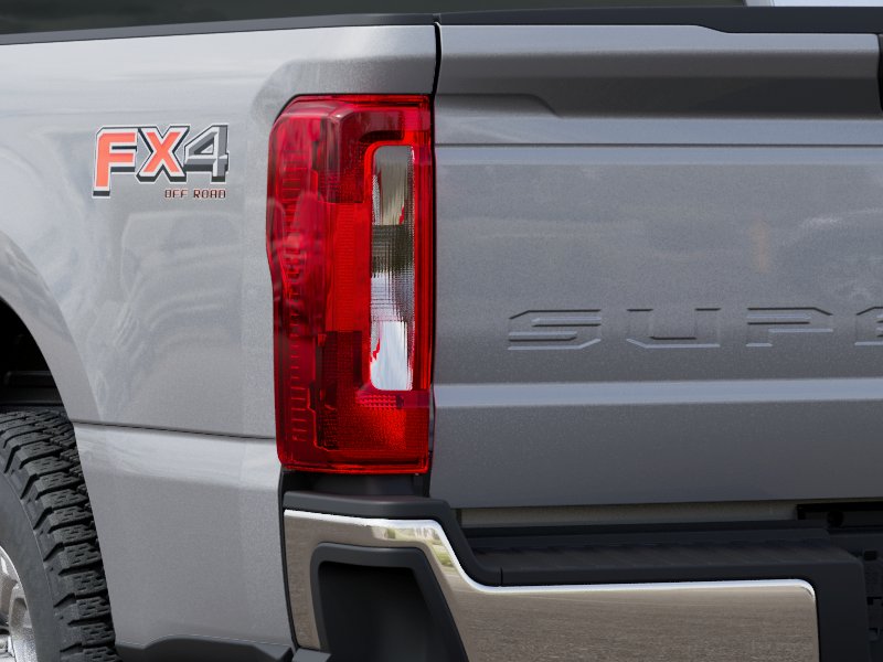 New 2027 Iconic Silver Metallic Ford XLT image 56