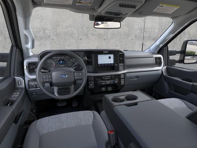 New 2026 Carbonized Gray Metallic Ford XLT image 31