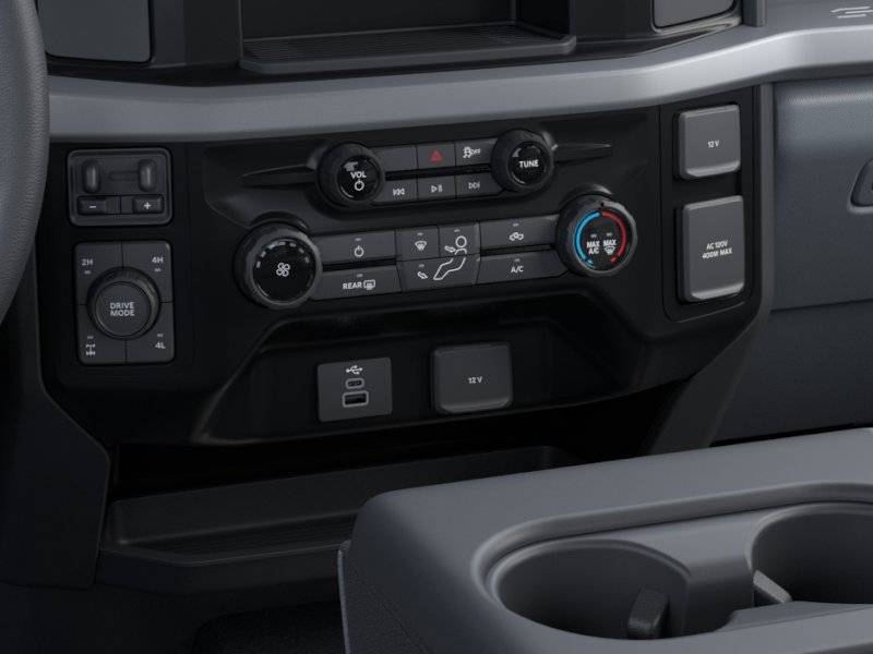 New 2026 Agate Black Metallic Ford F-250® XLT image 15