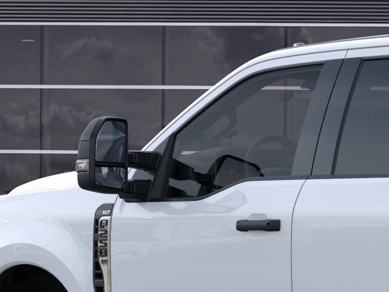 New 2026 Oxford White Ford XLT image 42