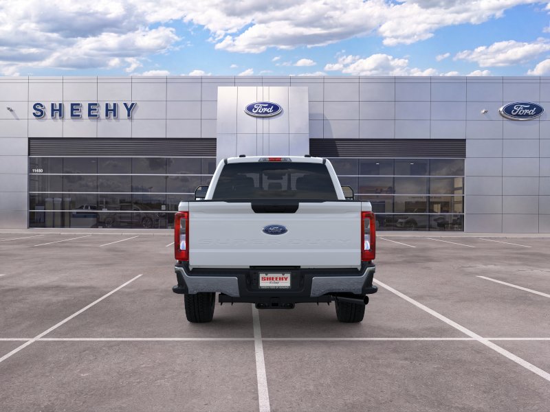 New 2026 Oxford White Ford XLT image 29