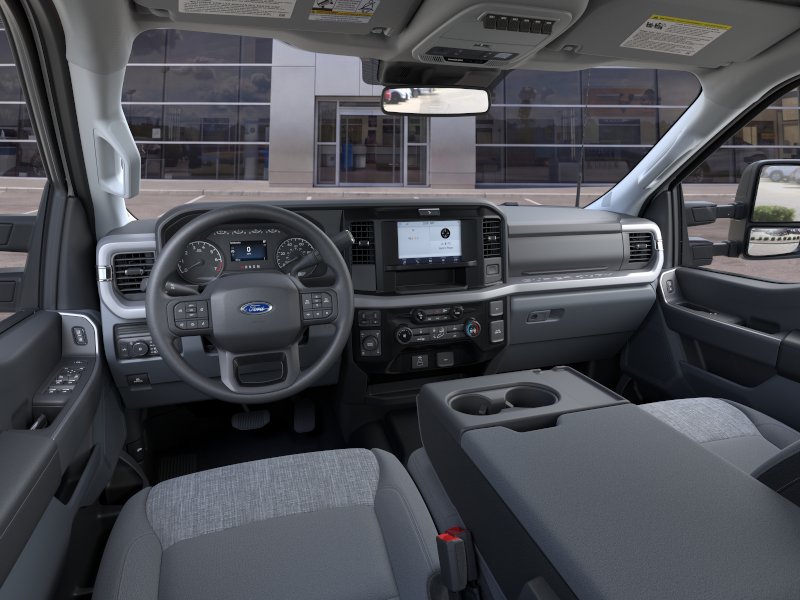 New 2026 Oxford White Ford XLT image 31