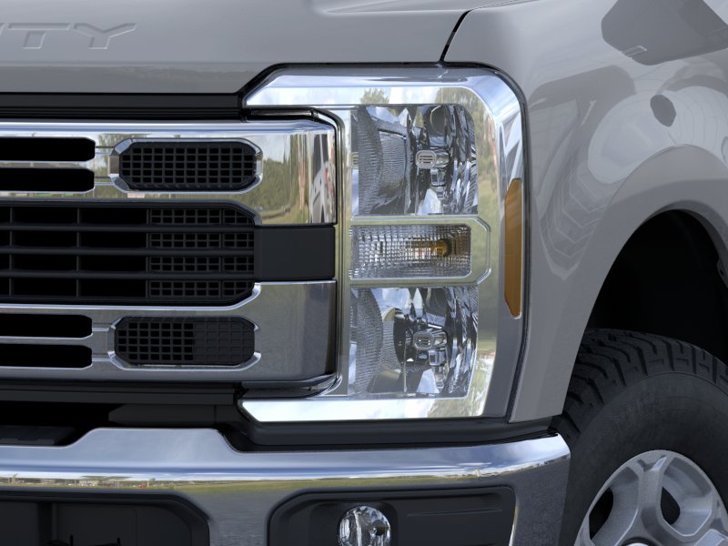 New 2026 Avalanche Ford F-250® XLT image 18